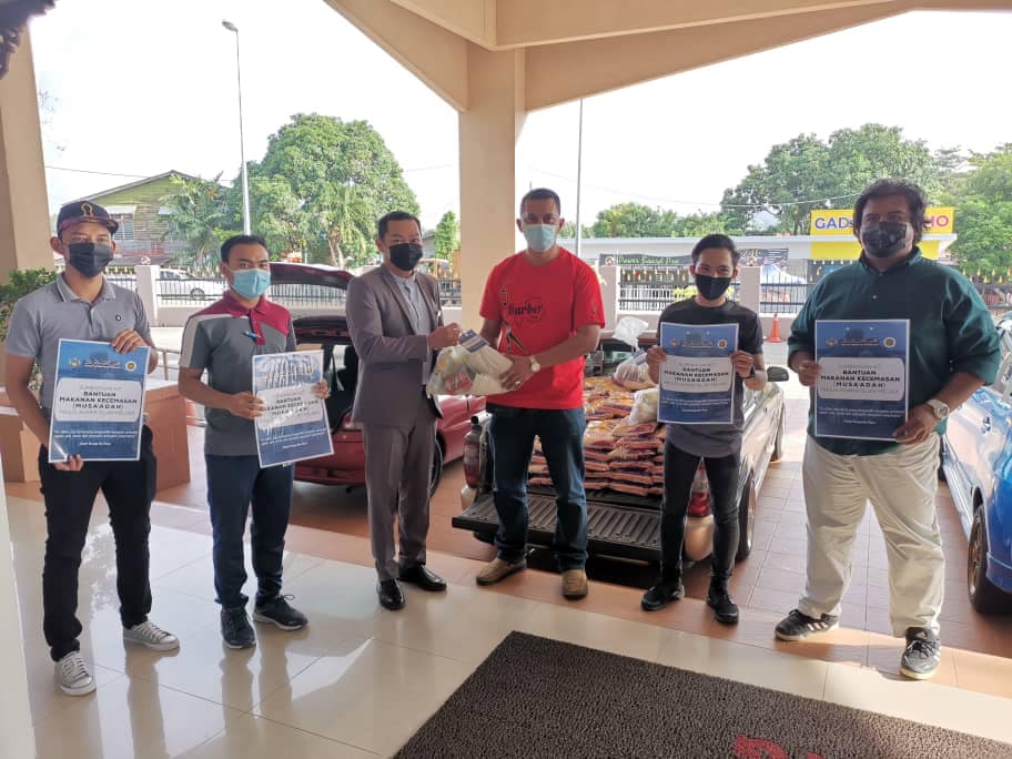 Misi Bantuan Kit Musaadah kepada Persatuan Gunting Rambut Melaka