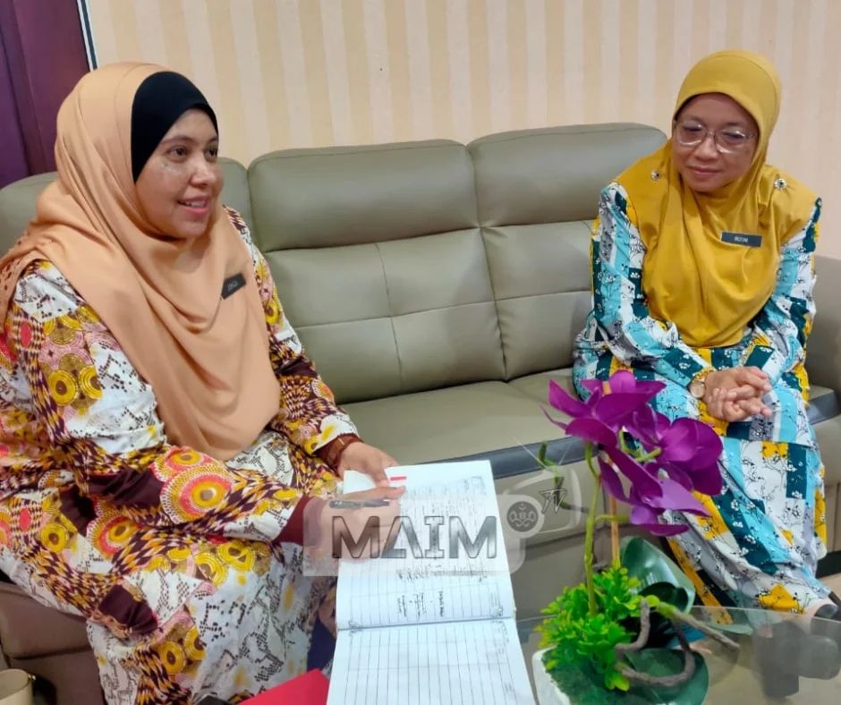 kunjung-hormat-seksyen-wakaf-majlis-agama-islam-melaka-maim-diwakili-ketua-seksyen-wakaf-puan-joriza-binti-jauhari-ke-jabatan-pendidikan-negeri-melaka-jpn-2